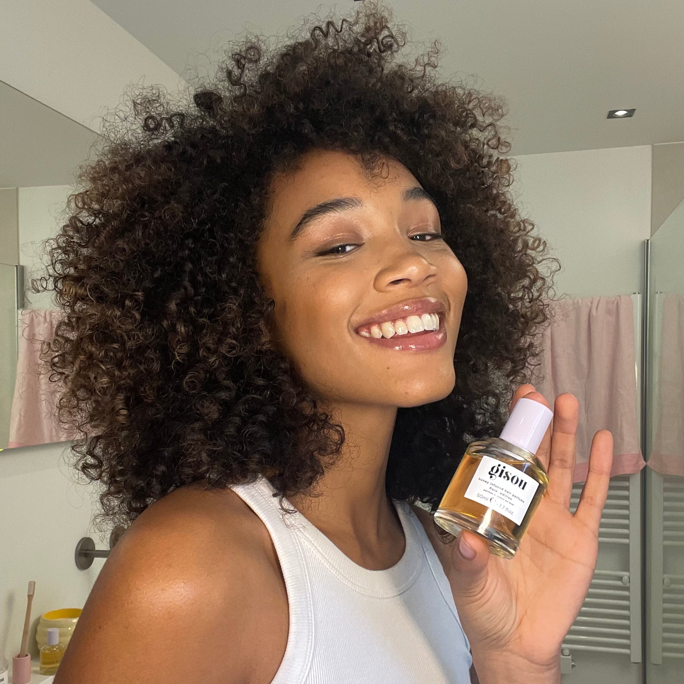 How to Make Your Hair Smell Good Naturally – Gisou